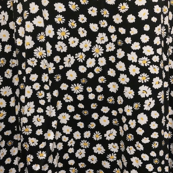 Vibe Sportswear Black Floral Keyhole Swing Dress Size 3X has Pockets - Picture 2 of 7